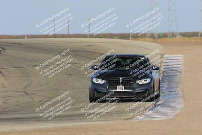 media/Nov-05-2022-PCA San Diego (Sat) [[b8380ef794]]/Yellow Group/Session 3 (Outside Grapevine)/